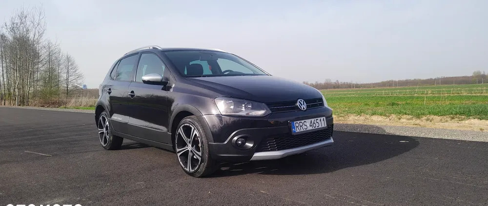 podkarpackie Volkswagen Polo cena 27300 przebieg: 136031, rok produkcji 2011 z Ropczyce